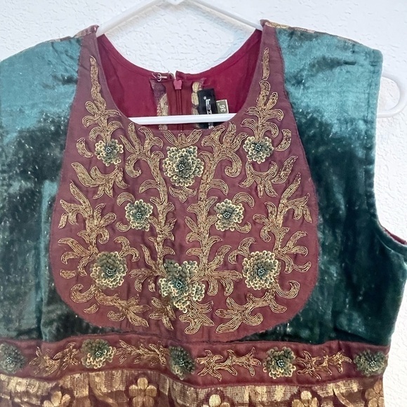 Benzer dress sleeveless above knee stitched size 6 - Picture 2 of 6